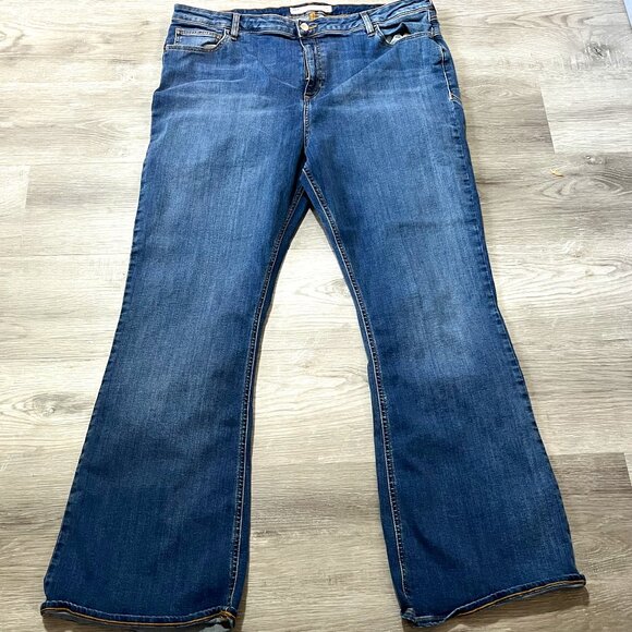 ASOS Denim Flare Leg Jean Size UK 22 /32 Boot Cut Plus Size 18 - Picture 1 of 8